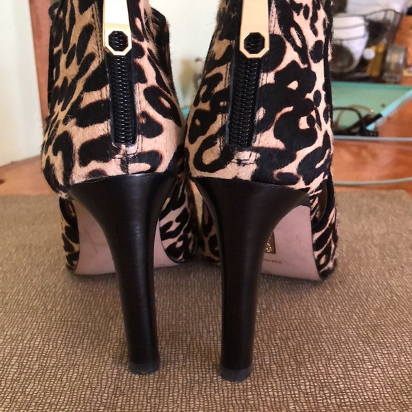 Darling Leopard Peep Toe Booties - Picture 11 of 11